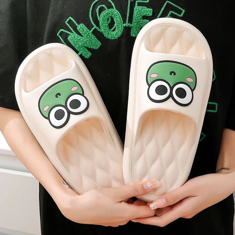 Cartoon bread slippers for women, high quality PVC material, frog shape, super soft sole, suitable for both men and women
