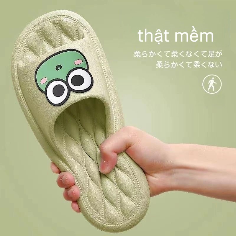 Cartoon bread slippers for women, high quality PVC material, frog shape, super soft sole, suitable for both men and women