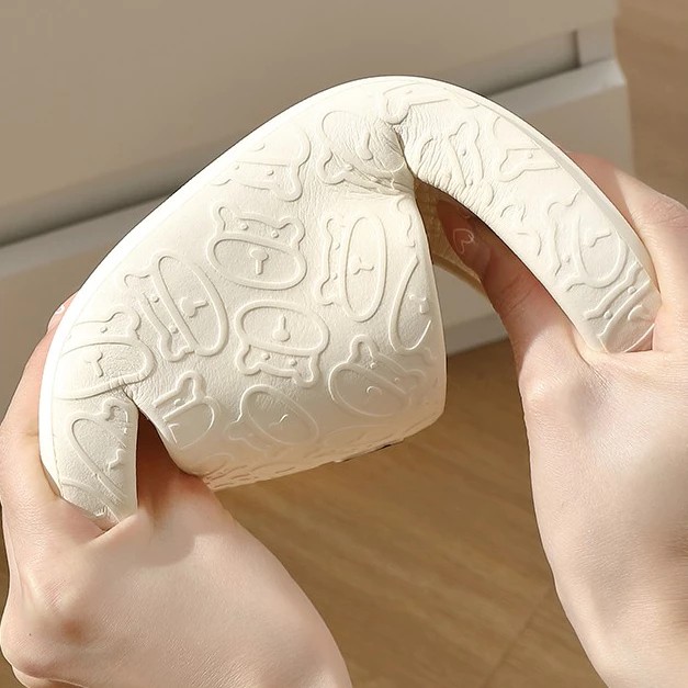 Home Bear Slippers, Thick Anti-Slip Fashionable For Couples QUAN JIA