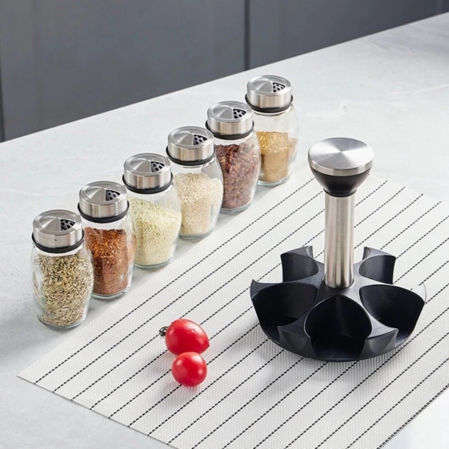 Set of 6 Glass Spice Jars with Rubber Seals to Protect Spices from Mold and Mildew with 360 Degree Rotating Rack