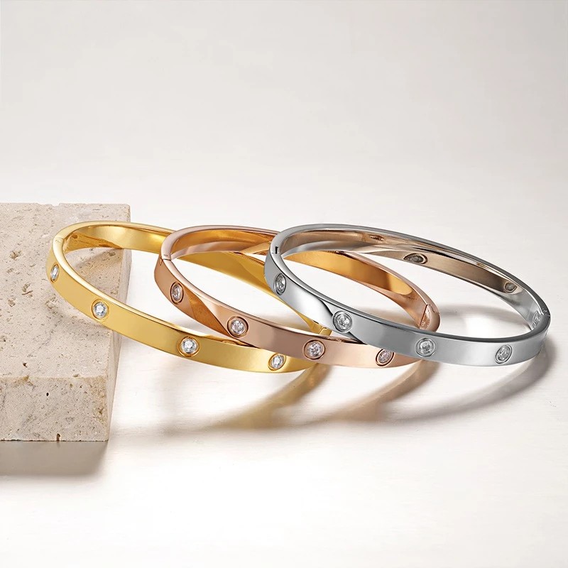 GEDI CFSZ084 steel bracelet for women